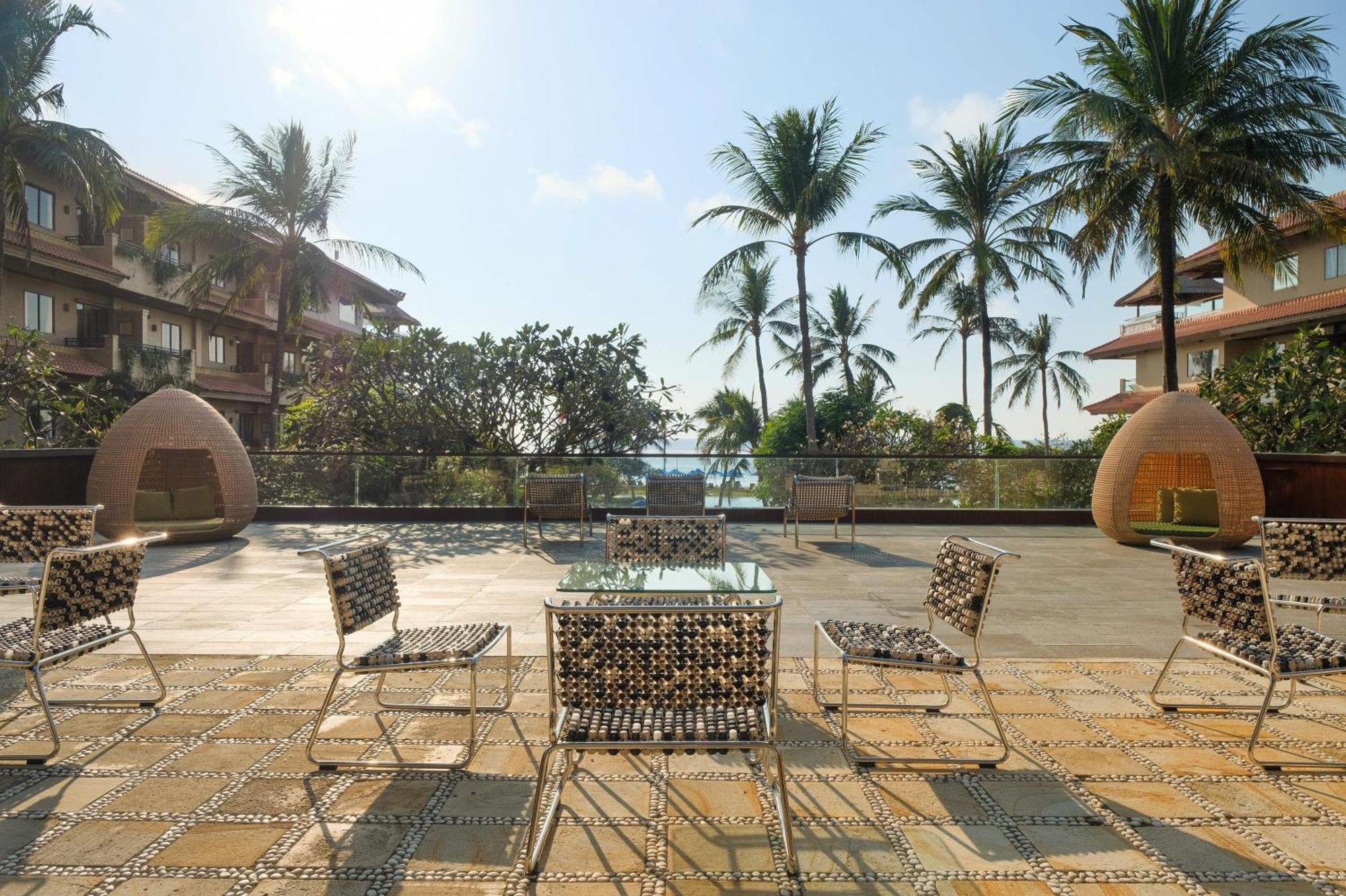 Hotel Nikko Bali Benoa Beach Nusa Dua  Eksteriør bilde The pool at the Royal Island Resort and Spa